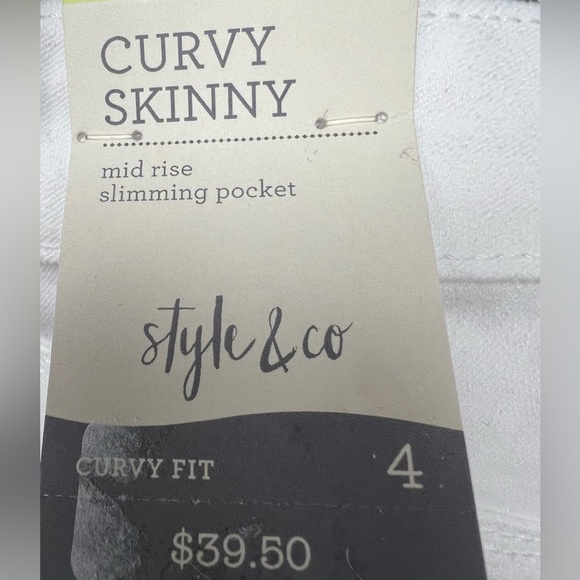 Style & Co skinny white jeans - Picture 3 of 3
